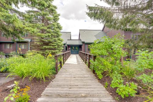 Lake Placid Condo with Patio - Walk to Beach! in Whiteface