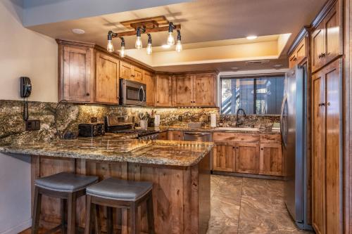 Yosemite Rendezvous in Φισ Καμπ(Καλιφόρνια)