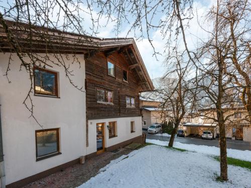 Farmhouse in Ramsau near Ski Slopes