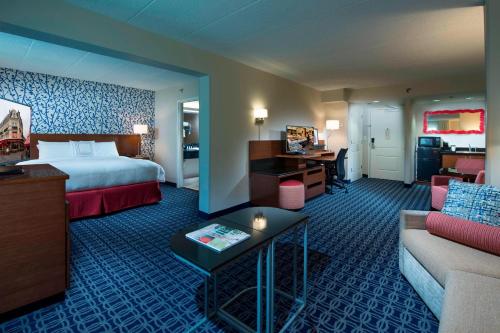 Fairfield Inn&Suites by Marriott Lynchburg Liberty University - Hotel - Lynchburg
