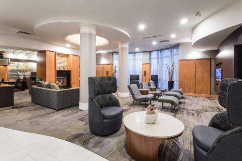 大堂, Courtyard by Marriott Toronto Vaughan in 沃恩