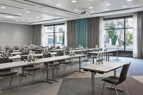 Courtyard by Marriott Zurich North - image 14