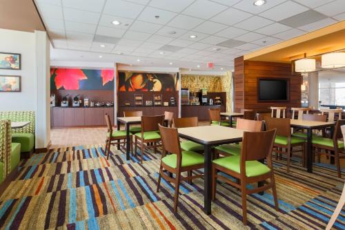 Toit ja joogid, Fairfield by Marriott Inn & Suites Cotulla in Cotulla (TX)