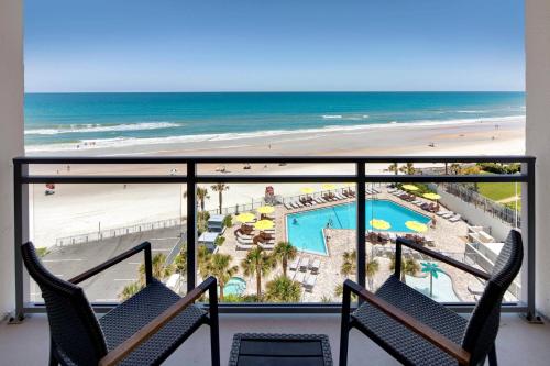 Queen Room with Balcony - Oceanfront image 3