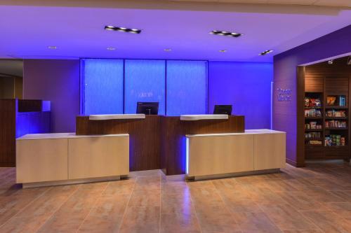 Fairfield Inn & Suites by Marriott Coralville - image 6