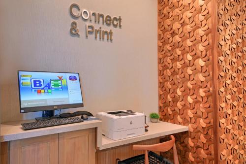 Fairfield Inn & Suites by Marriott Dallas Cedar Hill - image 12