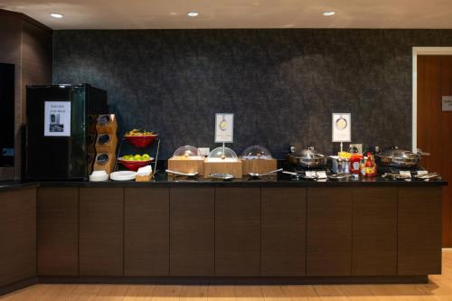 Fairfield Inn & Suites by Marriott Cedar Rapids - image 11