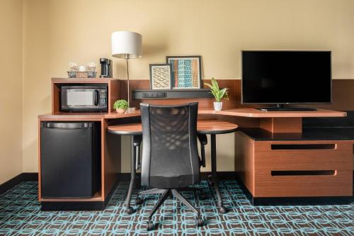 Fairfield Inn Charlotte Northlake - image 9