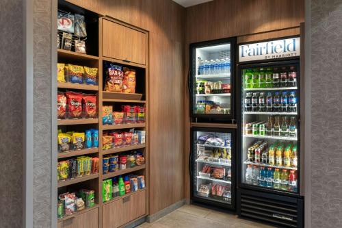 Fairfield by Marriott Inn & Suites Cleveland Tiedeman Road - 편의 시설/서비스