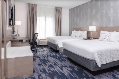 2 queen beds