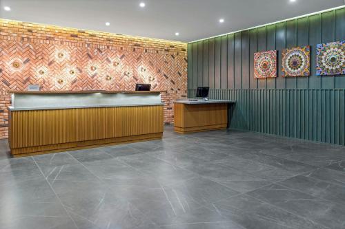 Lobby, Courtyard by Marriott San Jose Escazu in San Rafael
