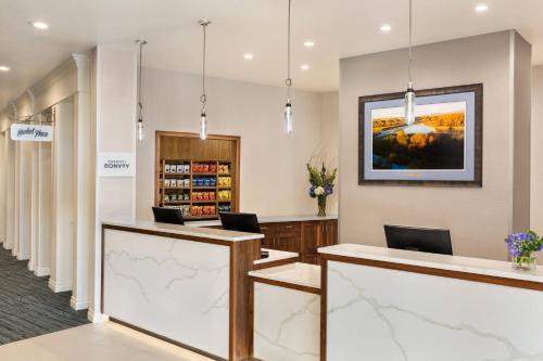 Delta Hotels by Marriott Helena Colonial - image 8