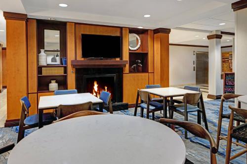 Fairfield by Marriott Inn & Suites Carlsbad - 식음료(F&B)
