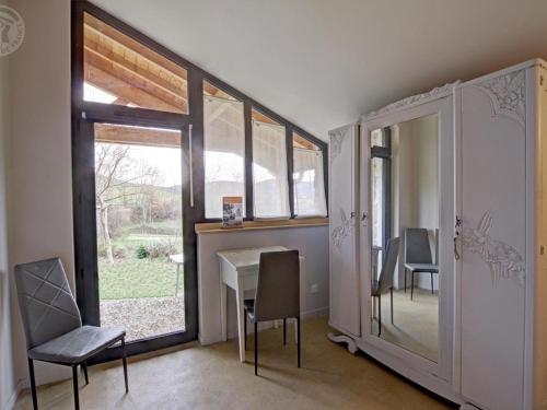 Gîte Doizieux 3 pièces 4 personnes - FR-1-496-155 - image 6