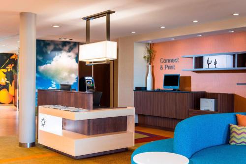 Fairfield Inn & Suites by Marriott Palm Desert - image 14
