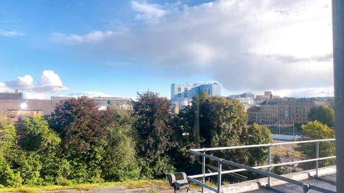 Vistas, Attractive Studio Flat Bradford City Center in City