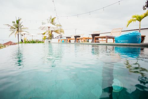 Swell Hotel, Pool Bar & Restaurant in Tanah Lot