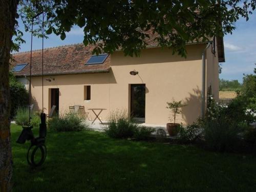 Gîte charmant sur Loire avec terrasse en nature - FR-1-590-545 (Gite charmant sur Loire avec terrasse en nature - FR-1-590-545) in Saint-Aignan-le-Jaillard