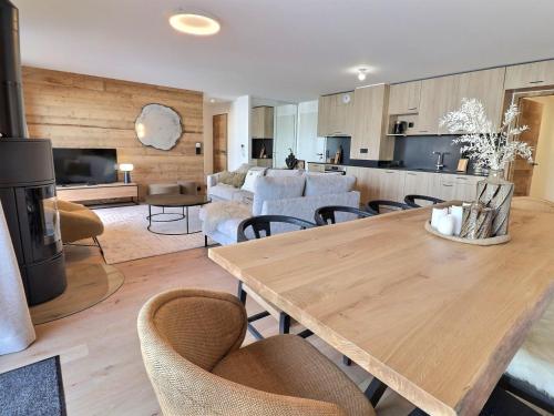 Superbe 4 pieces cabine, 8 pers, sauna, parking, Meribel - FR-1-182-263 in Meribel