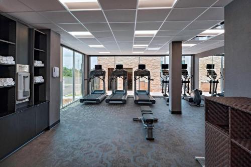 Fairfield Inn & Suites by Marriott Dublin - image 12