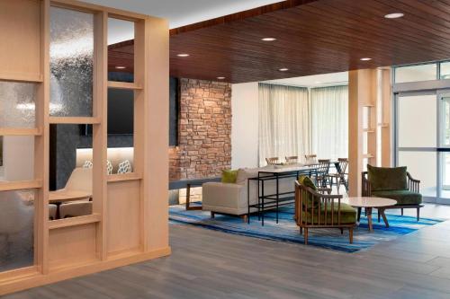 Fairfield Inn & Suites by Marriott Denver Tech Center North in Denver, USA