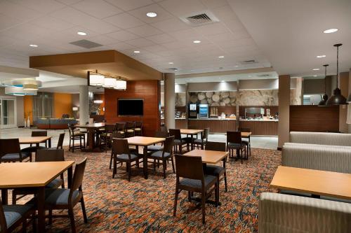 Fairfield Inn & Suites by Marriott Rock Hill - image 14