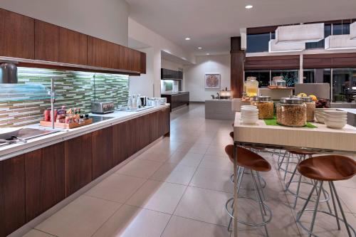 Element by Westin Houston Vintage Park - image 3