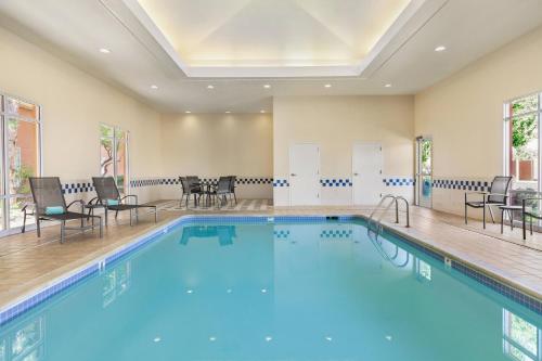 مسبح, Fairfield by Marriott Inn & Suites Reno Sparks in Sparks