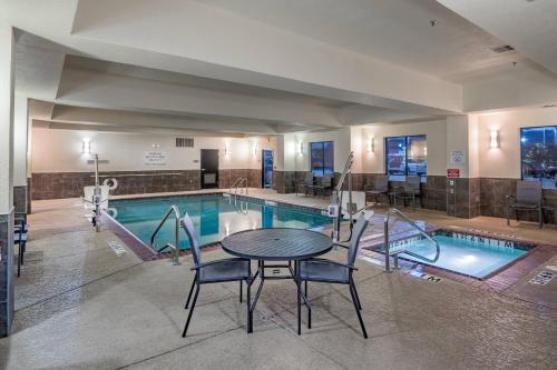 Fairfield Inn & Suites Fort Worth Northeast - image 14