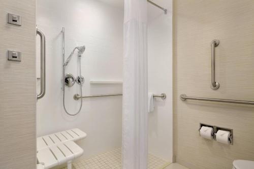 Fairfield Inn & Suites by Marriott Lancaster East at The Outlets - image 6