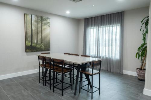 Fairfield by Marriott Inn & Suites Denton - 회의실/연회장