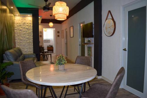 Facilities, VSS Tropical Oasis in Arecibo - Modern Comfort & Island Vibes in Arecibo