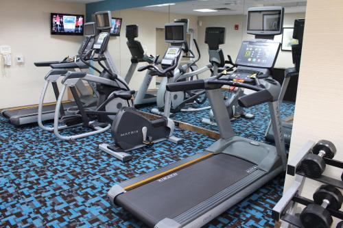 健身中心/健身設施, Fairfield by Marriott Inn & Suites Kansas City Liberty in 淺灘溪