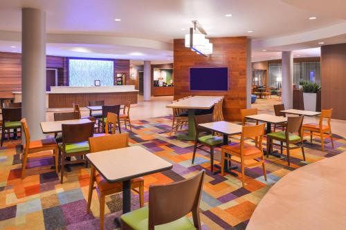 Fairfield Inn & Suites Orlando Ocoee - image 13