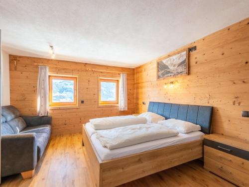 Chalet in Mayrhofen near Ski Slopes, Хиппах (фото 5)