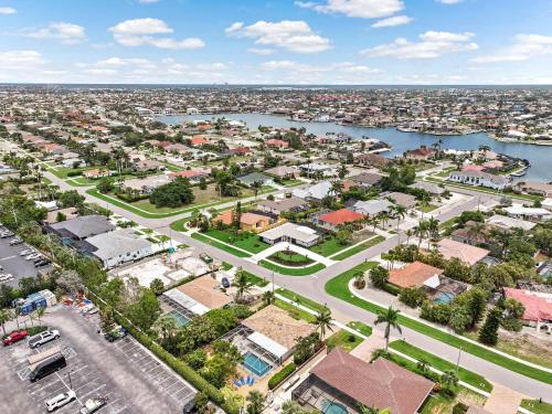 310 West Flamingo Circle - image 2