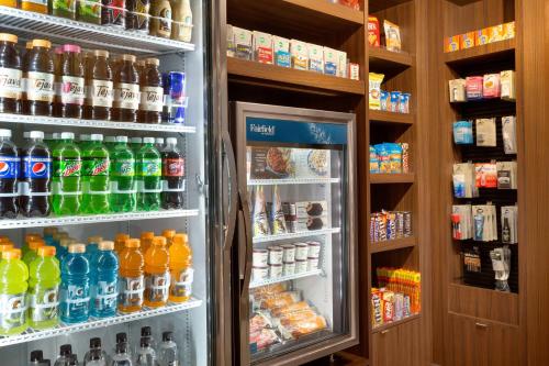 Fairfield Inn Roseville - image 10