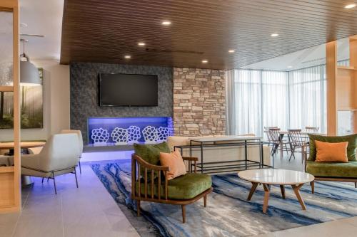 Fairfield Inn & Suites by Marriott Wenatchee - image 6