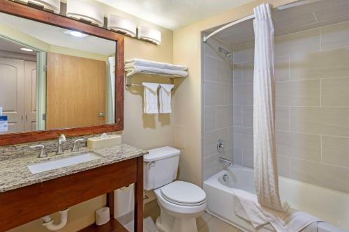 Comfort Inn Richfield I-70 - image 11