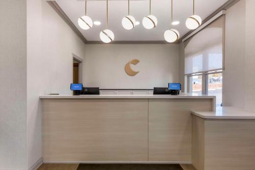 ล็อบบี้, Comfort Inn & Suites Cuyahoga Falls - Akron in กูยาโฮกา ฟอลส์ (OH)