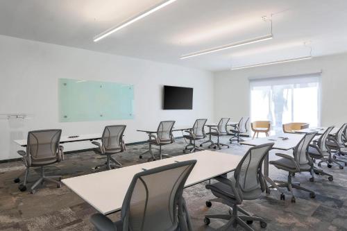 Element Ontario Rancho Cucamonga Element Ontario Rancho Cucamonga