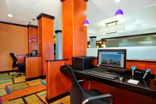 Fairfield Inn & Suites Fresno Clovis - image 7