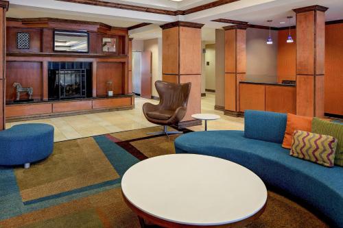 Fairfield Inn & Suites by Marriott San Antonio SeaWorld / Westover Hills in San Antonio, USA