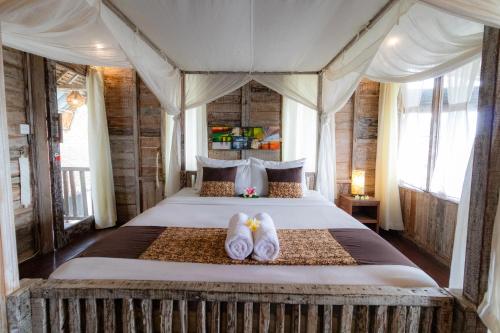 1 double bed