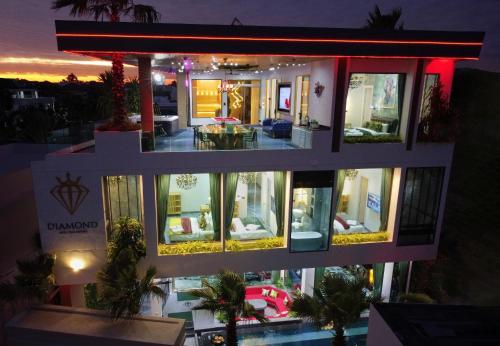 Premium Pool Villas Pattaya Room Type - Deluxe Villa