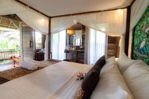 Royal JJ Ubud Resort & Spa Room Type - Deluxe Standard Room