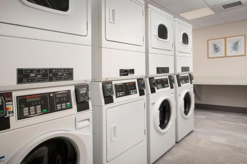 Element Seattle Sea-Tac Airport Element Seattle Sea-Tac Airport