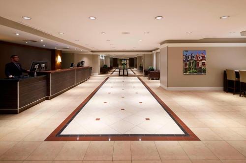 Delta Hotels Montreal - image 2