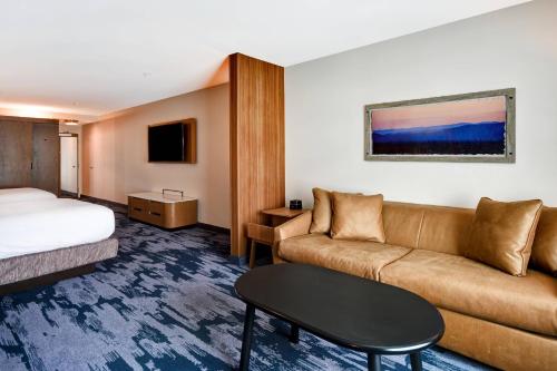 Fairfield Inn & Suites by Marriott Plymouth - image 13