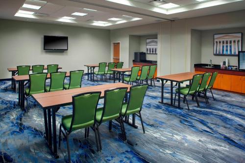 Fairfield by Marriott Inn & Suites Montgomery-EastChase Parkway - 회의실/연회장